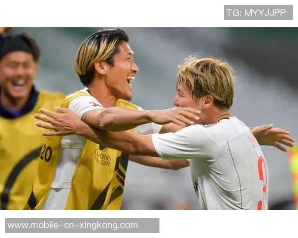 妖王足球的传奇之路：从草根到巅峰的足球梦想与奋斗